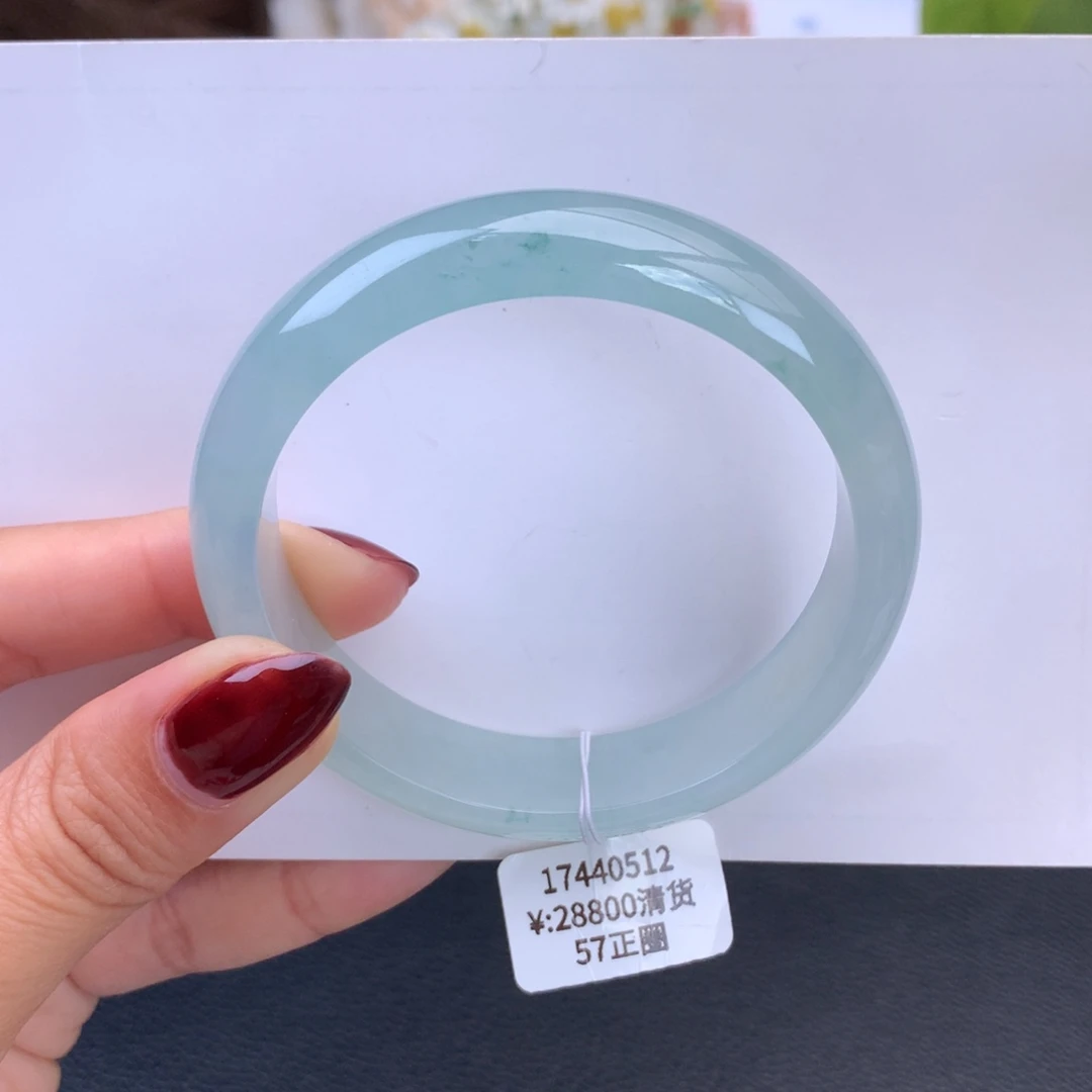 翡翠手镯未镶嵌冰晴底手镯