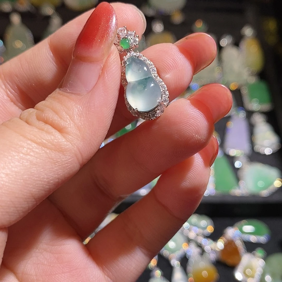 颈饰银S925镶嵌翡翠天然翡翠