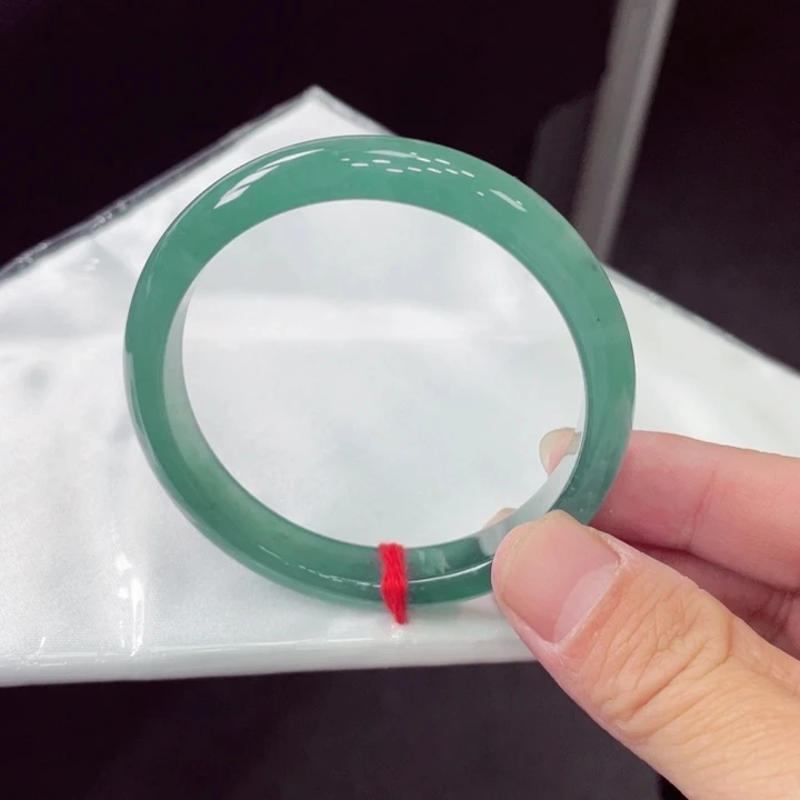 未镶嵌手镯翡翠翡翠