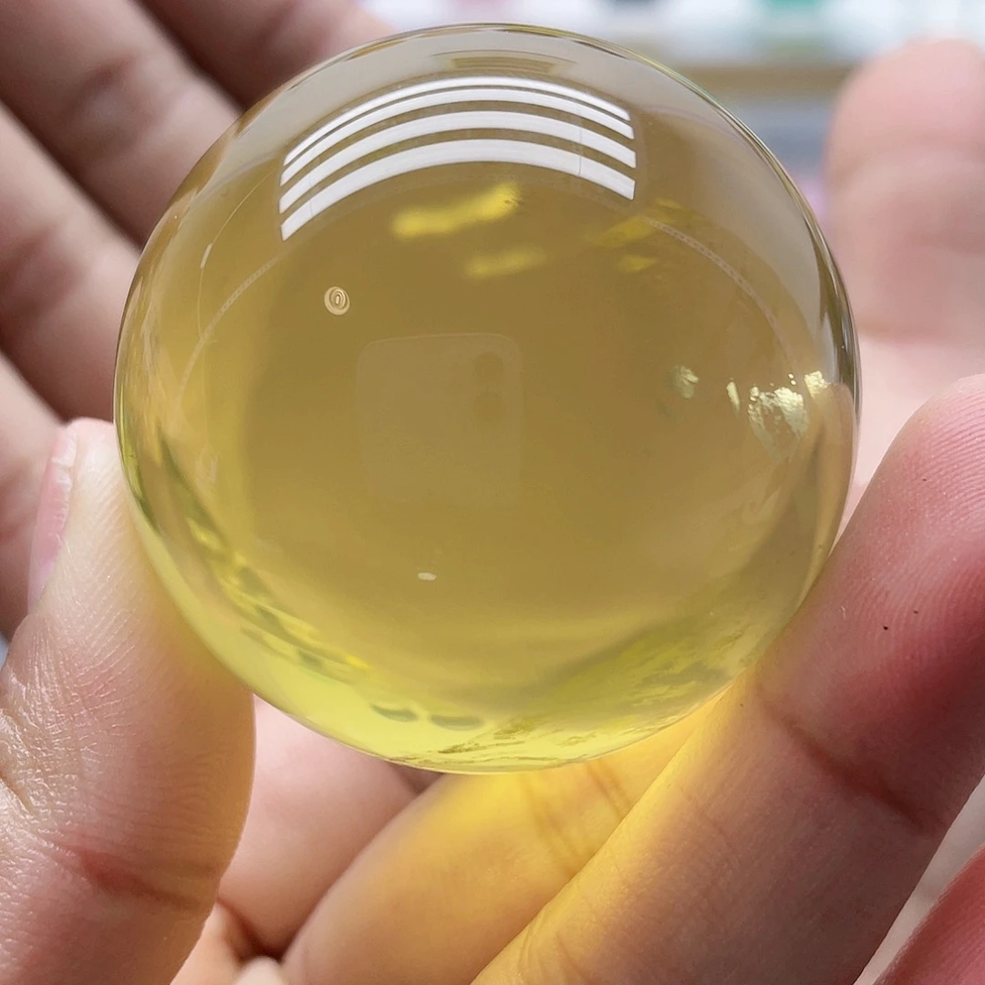 白***律水晶未镶嵌珠宝半成品