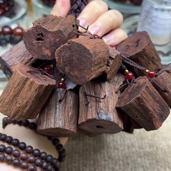 藤类缅甸小叶降真香随形吊坠