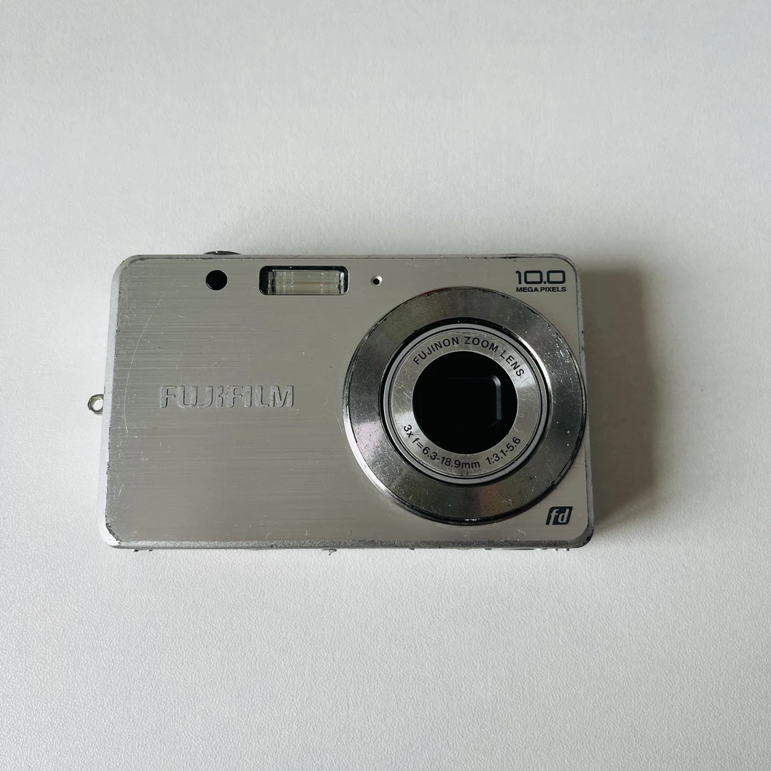 8新 Fujifilm/富士 j25 1000w像素3倍光学变焦