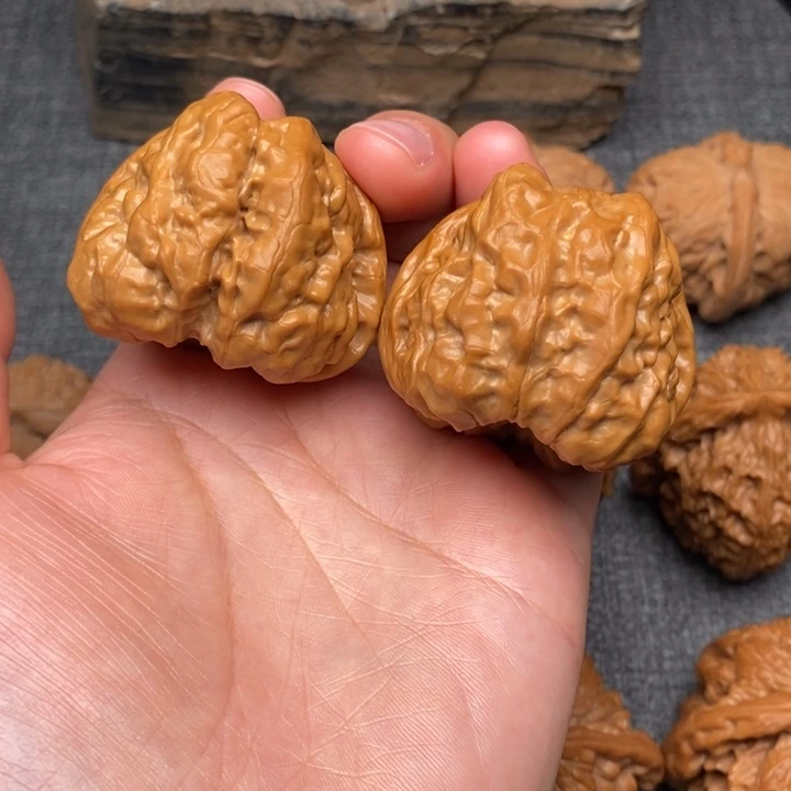 P***J文玩核桃吊坠尺寸41.5哇哇