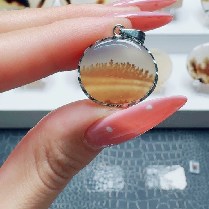 玛瑙/玉髓未镶嵌珠宝奇石