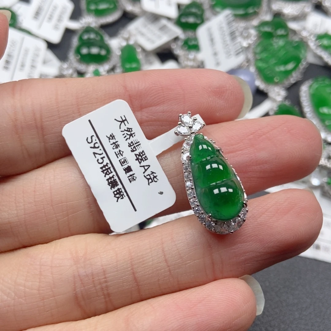 翡翠银S925镶嵌颈饰