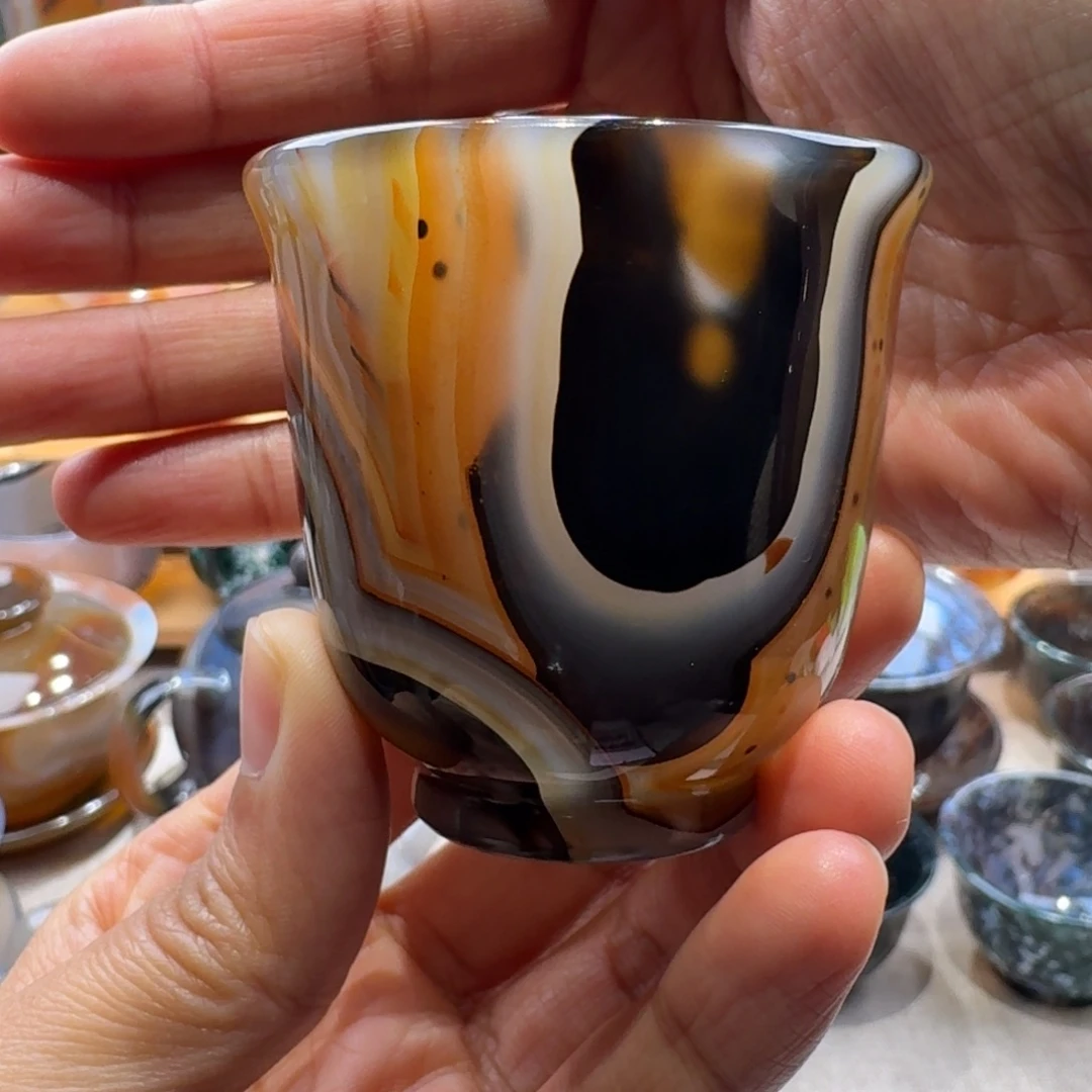 海***襟玛瑙/玉髓未镶嵌玛瑙茶杯