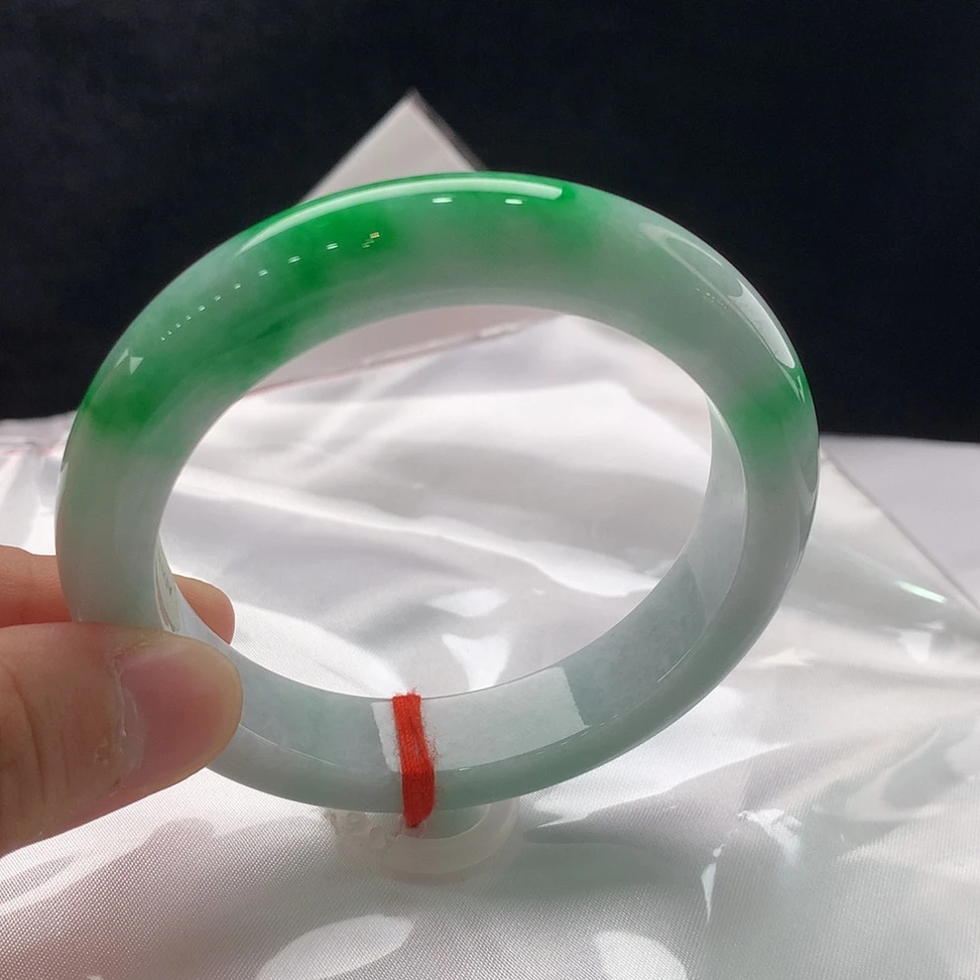 翡翠未镶嵌手镯圈口56.6