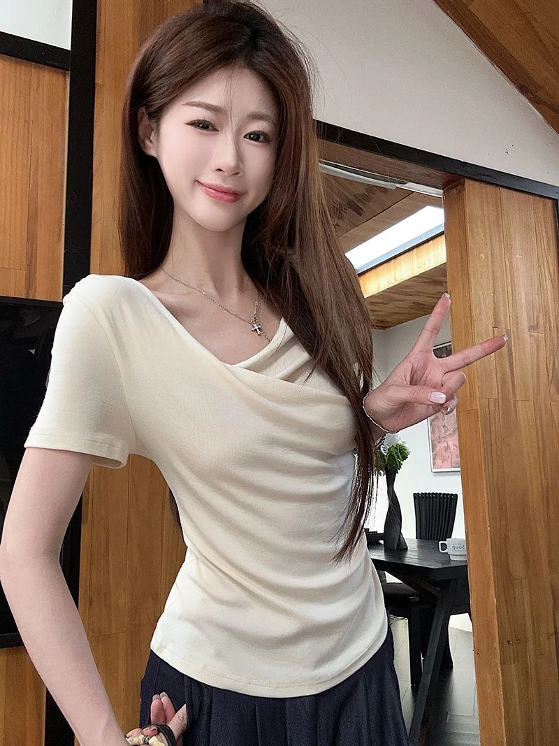 2025新款设计感简约纯色修身短款荡领上衣韩版女装短袖T恤