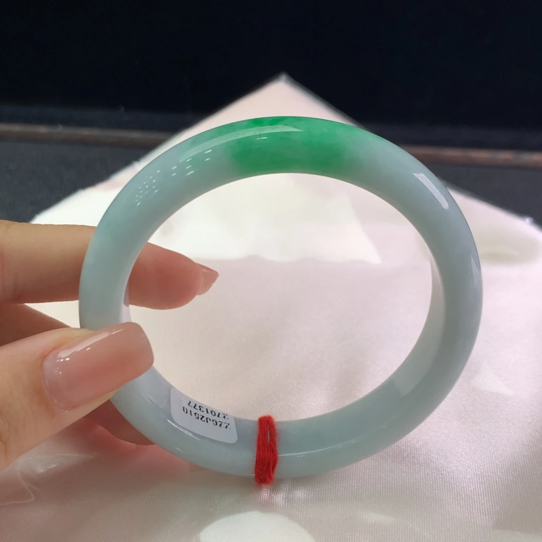 翡翠未镶嵌手镯缅甸A货翡翠 阳绿57 56