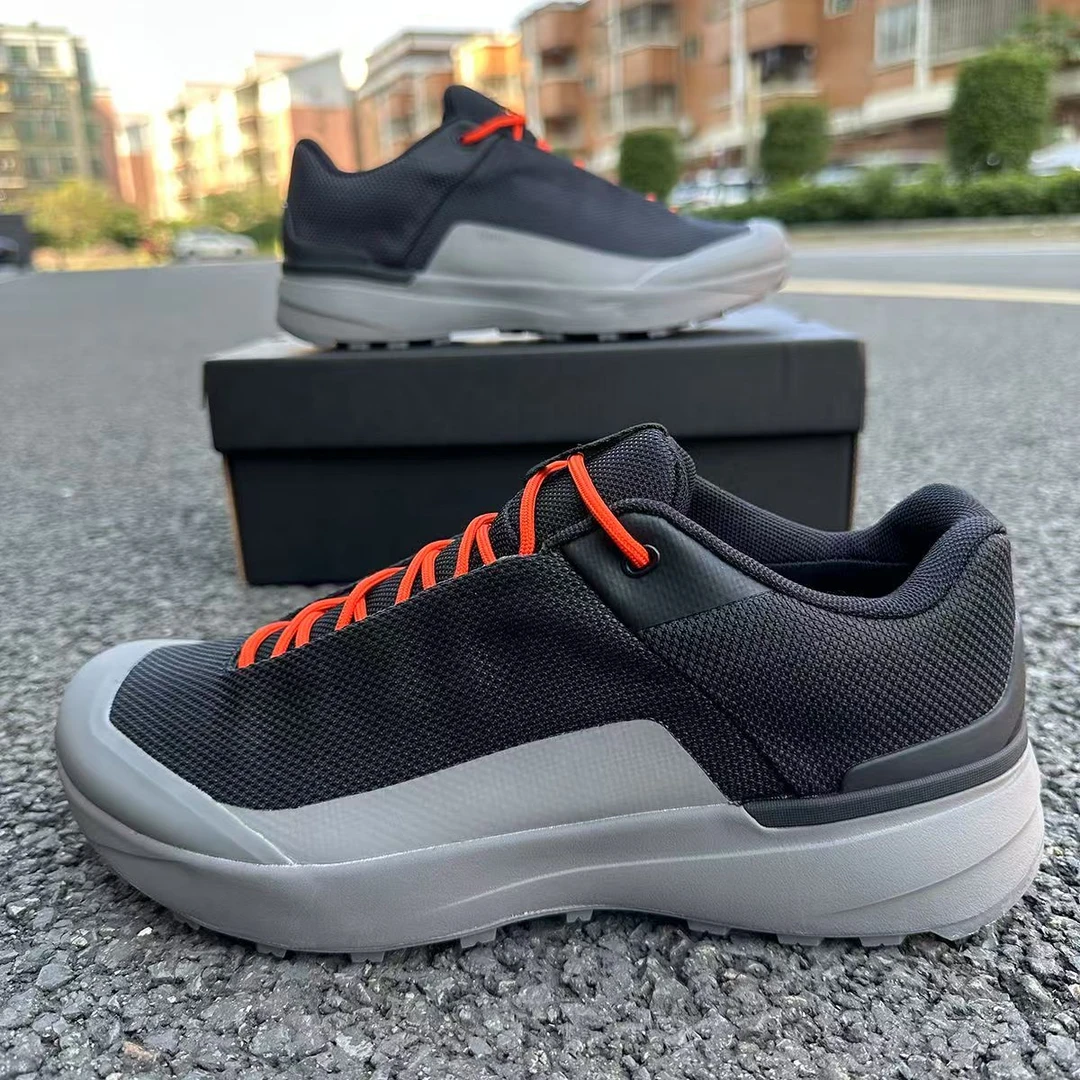 889/户外男鞋防滑徒步男士轻便休闲防水秋冬透气