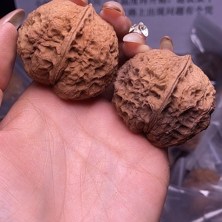 核桃云南野生铁核桃100号40mm