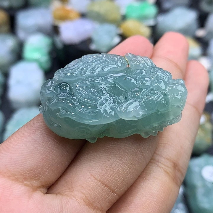 翡翠未镶嵌颈饰天然缅甸翡翠