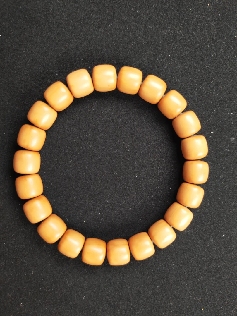 轻微返油猴头核桃馒头料道珠