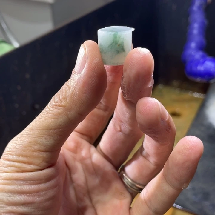 迷***生定制翡翠未镶嵌边角料