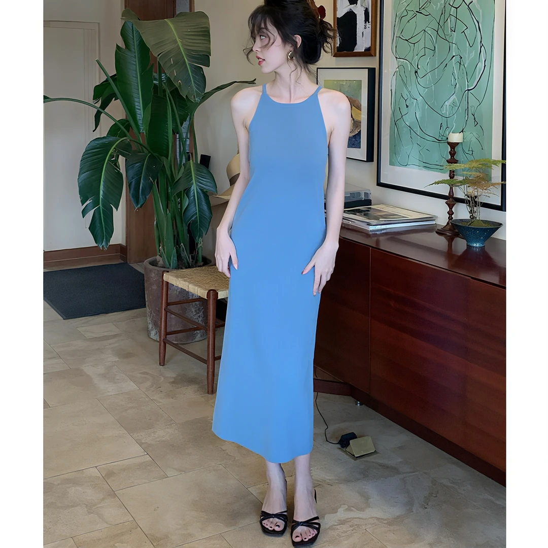 法式夏季新款挂脖无袖吊带针织连衣裙女款赫本高档修身长款连衣裙