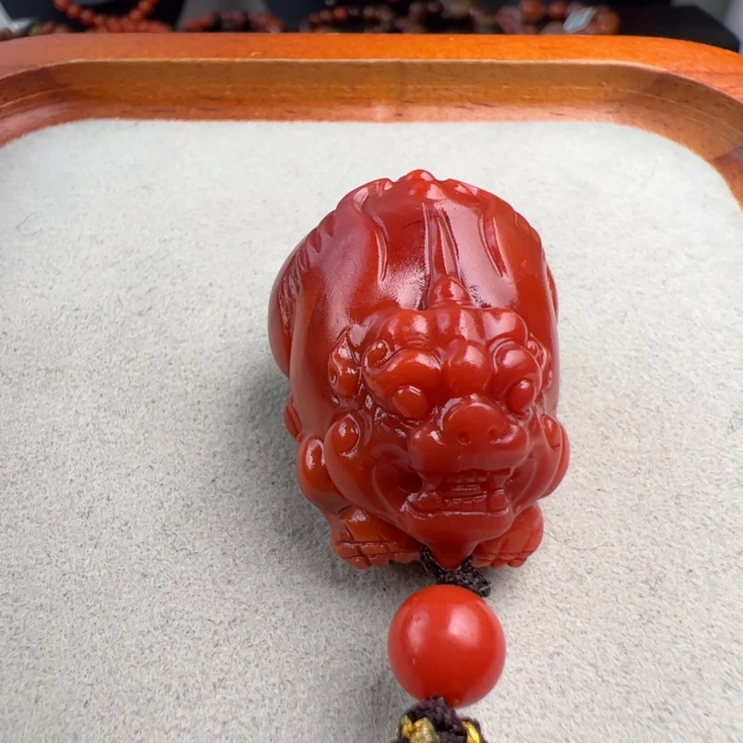 南红玛瑙未镶嵌（貔貅吊坠32*24*21多样性发一