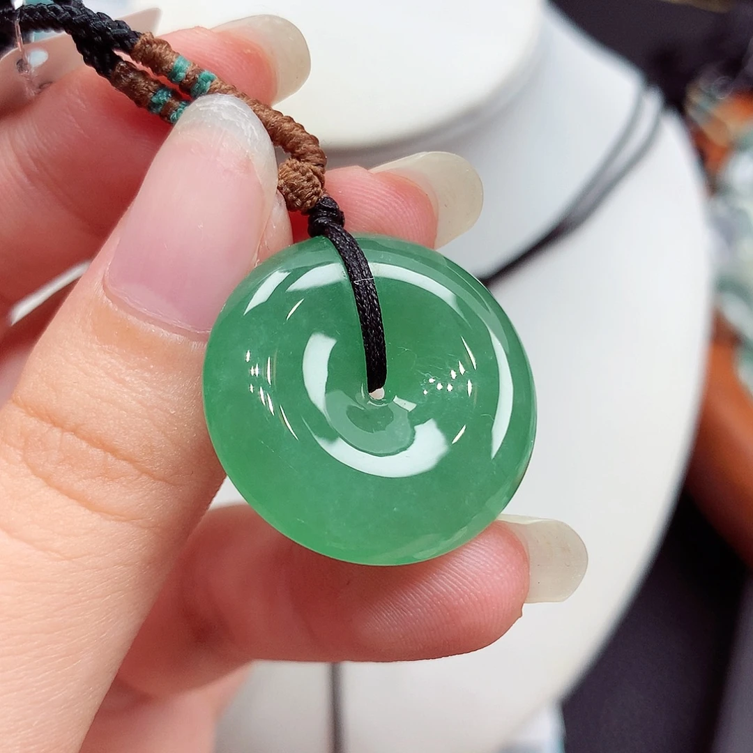 翡翠未镶嵌颈饰翡翠45，25.4/6.3