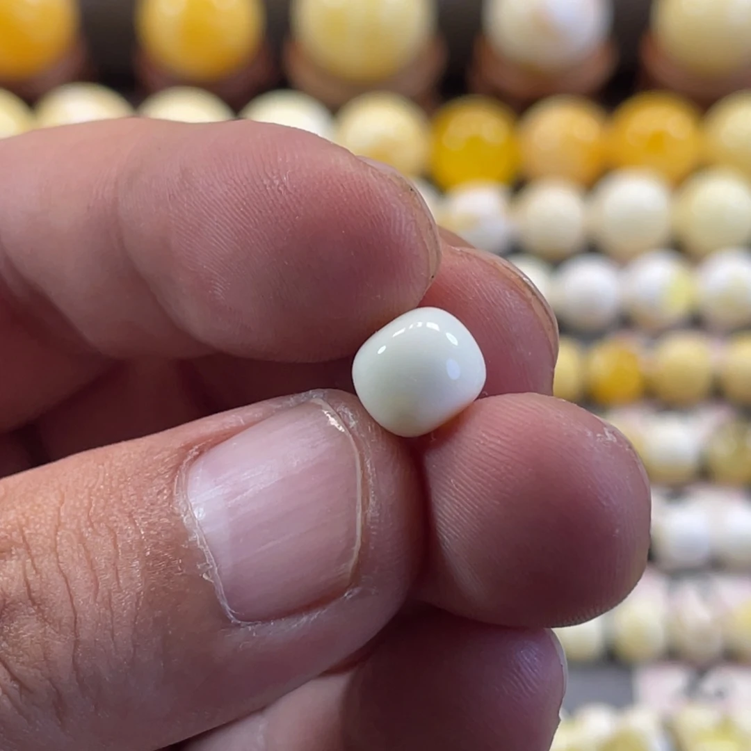 菜***了裸石蜜蜡未镶嵌瓷白老型