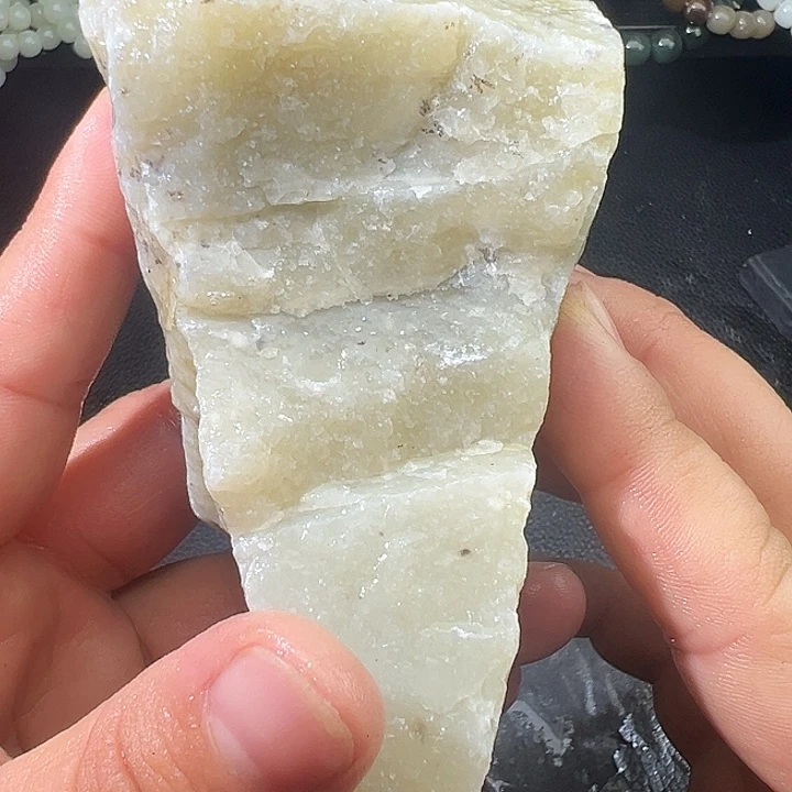 和田玉（糖玉）足银镶嵌车挂