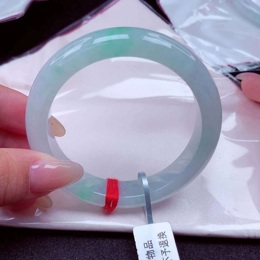 翡翠未镶嵌手镯天然缅甸翡翠A货