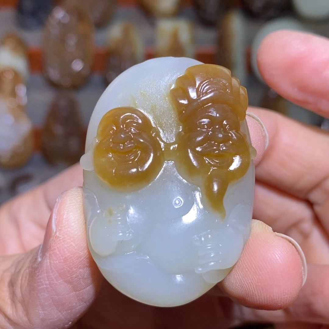 颈饰未镶嵌和田玉（糖玉）人财两旺