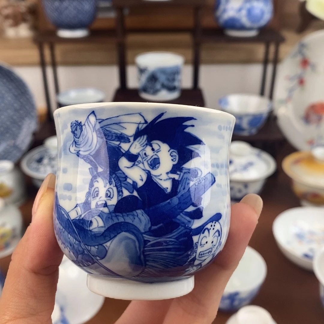 青花七龙珠炉式杯