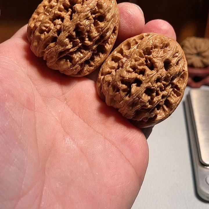 【闪购商品】文玩核桃吊坠星*雨将军膀