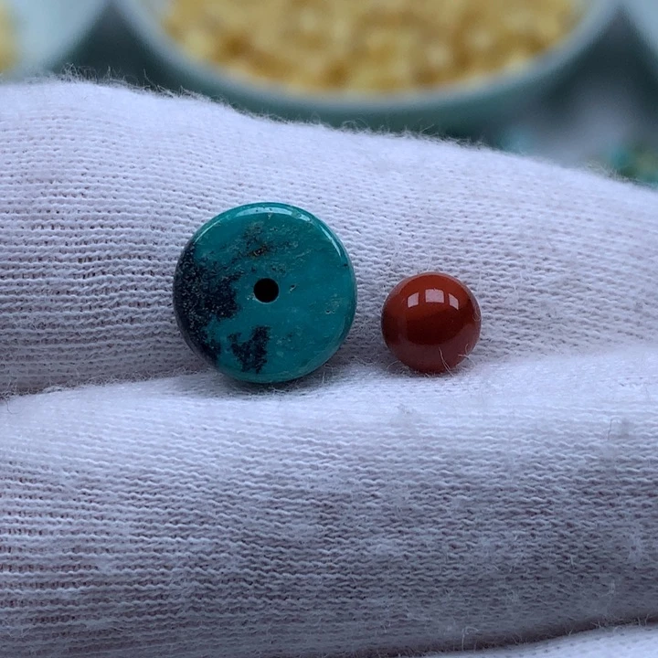 南红玛瑙未镶嵌珠宝奇石