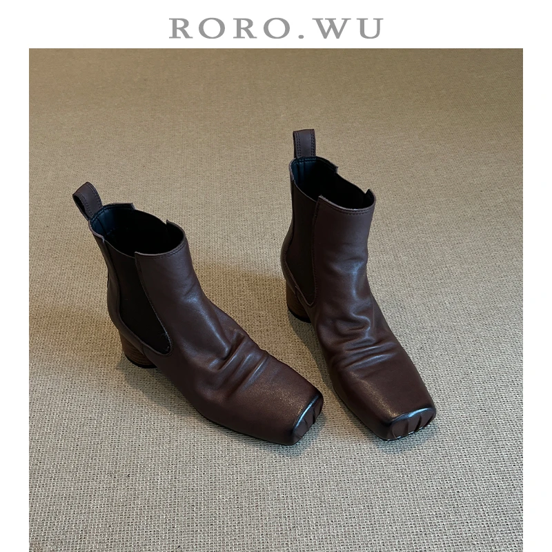 娆娆吴·头层牛皮法式方头褶皱猪鼻子短靴冬季新粗跟款弹力靴女A20