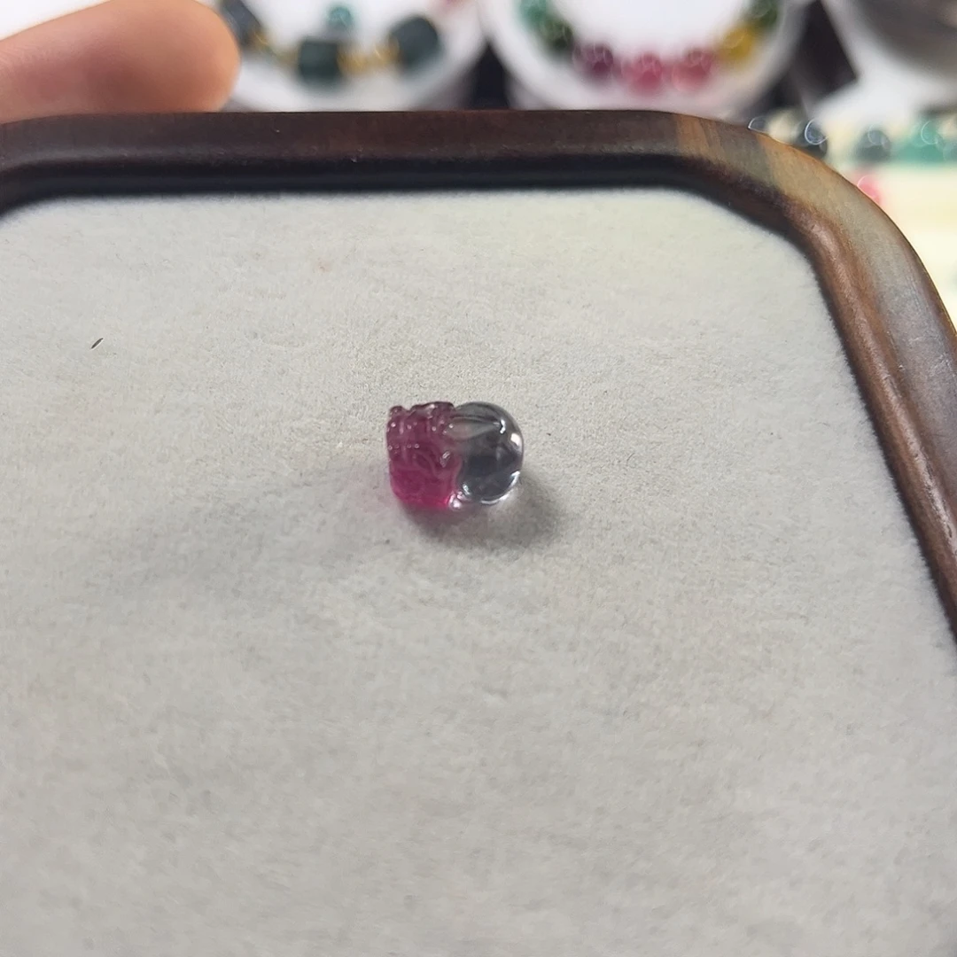 定制碧玺未镶嵌双色碧玺貔貅