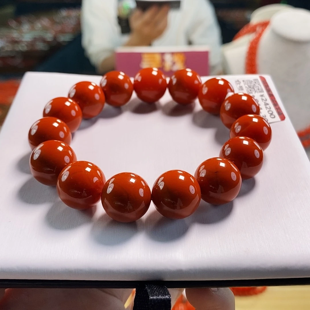 未镶嵌东山料 15+mm   多样性发一南红玛瑙