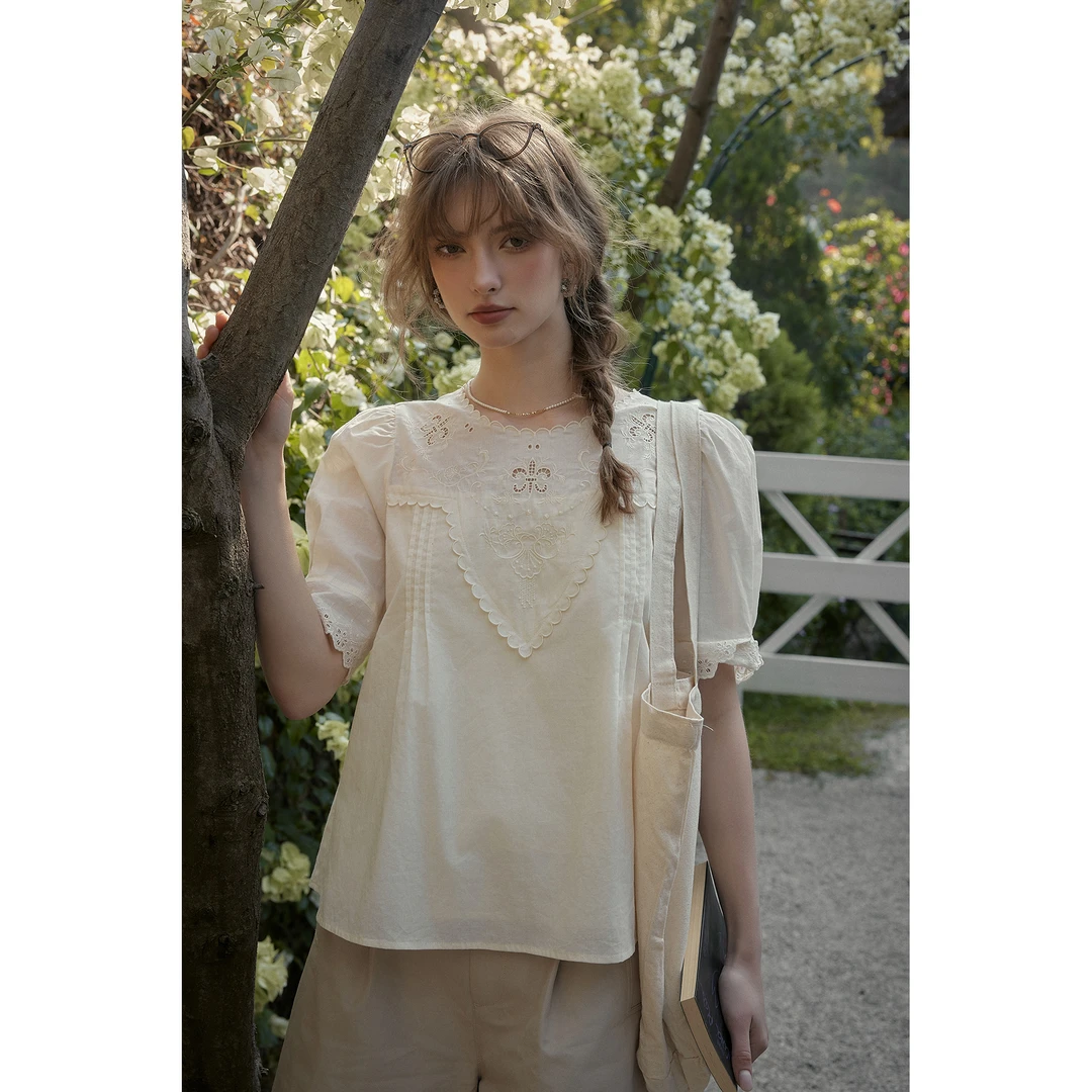 SimpleRetro香草花舍 重工镂空刺绣维多利亚衬衫女短款法式小衫