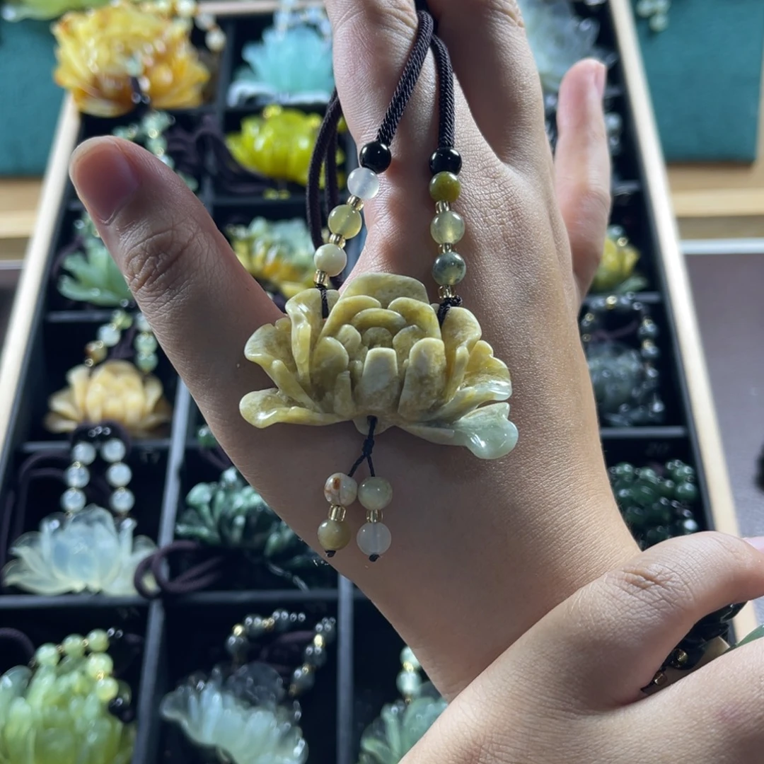 合金蛇纹石玉颈饰2