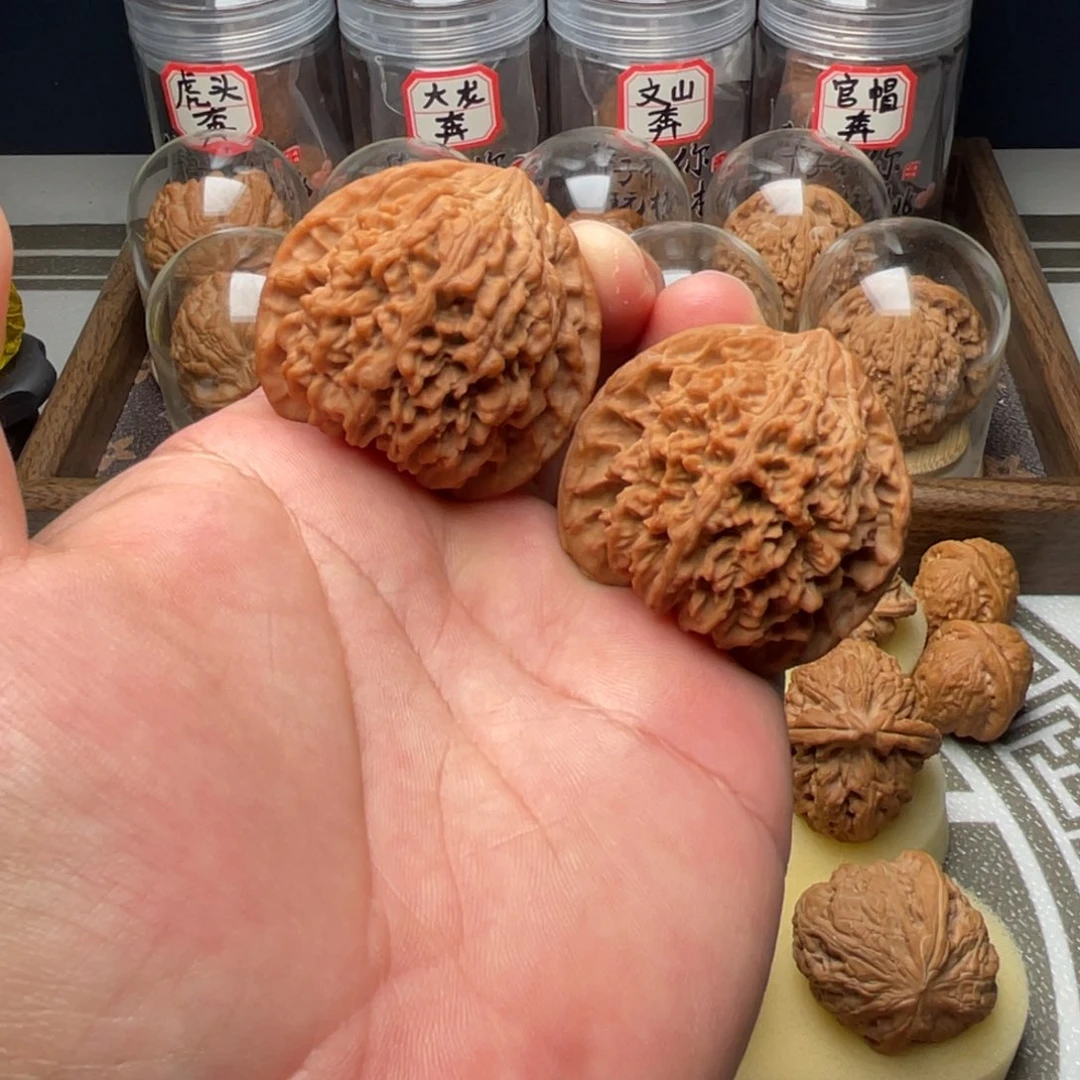 文玩核桃吊坠43全品满天星