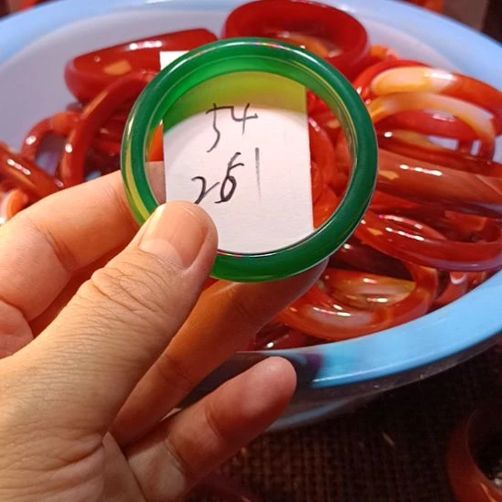 玛瑙/玉髓未镶嵌手镯