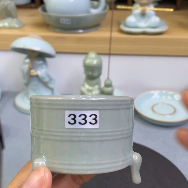 杯子微瑕三足樽7cm
