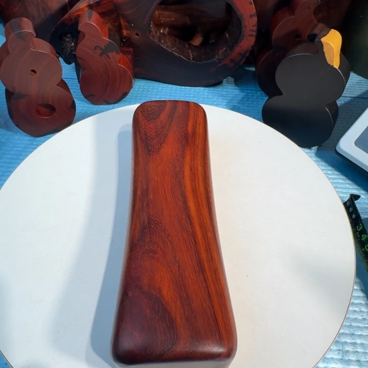 李***深大果紫檀（缅甸花梨）