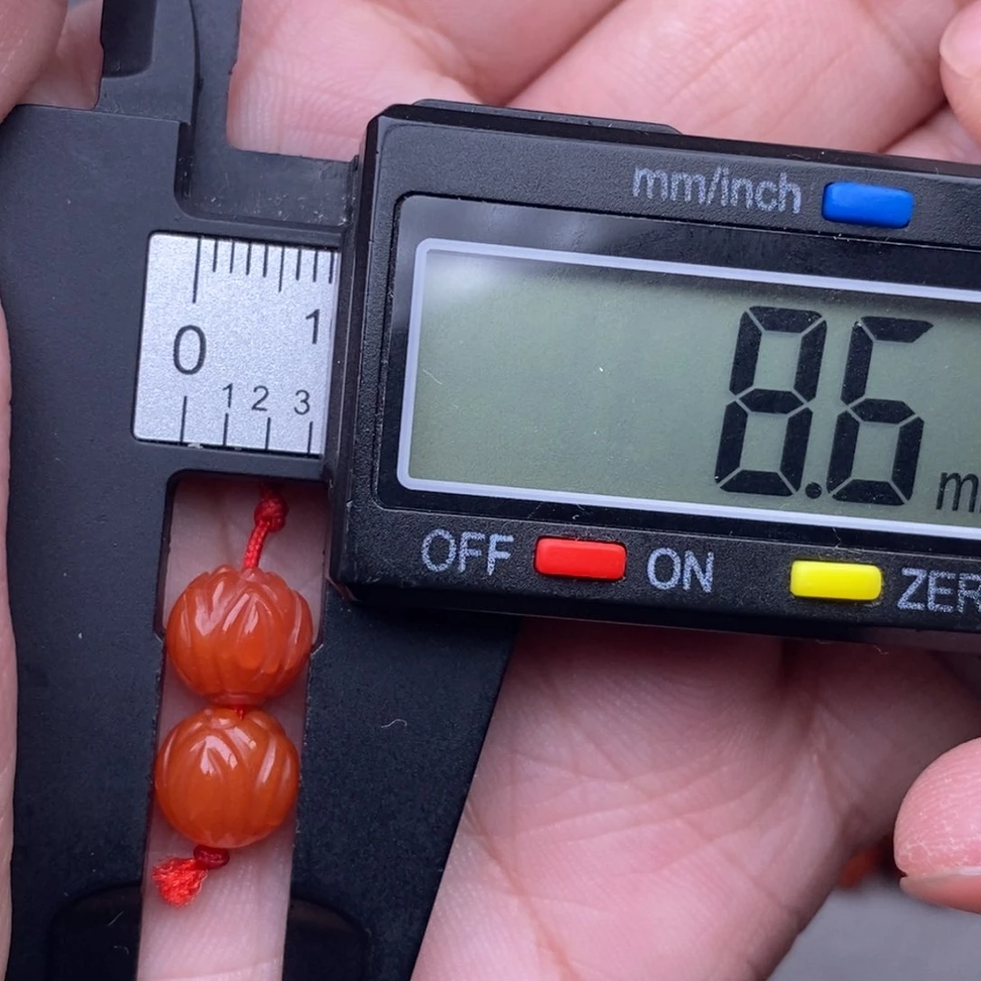 南红玛瑙配饰未镶嵌微瑕