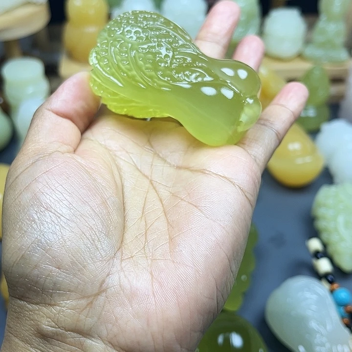 玉石雕刻品碧玺（处理）L*z