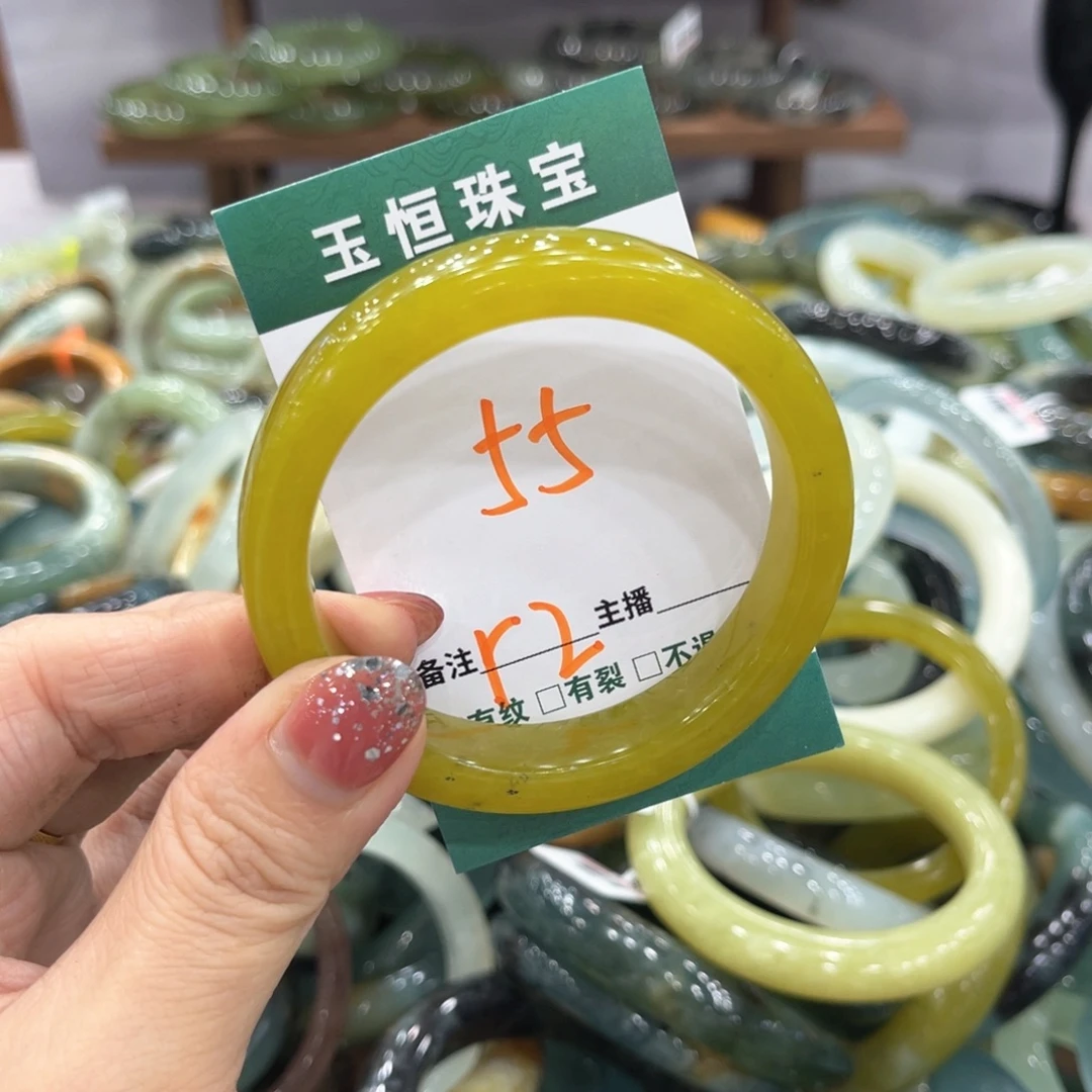 未镶嵌蛇纹石玉手镯手镯