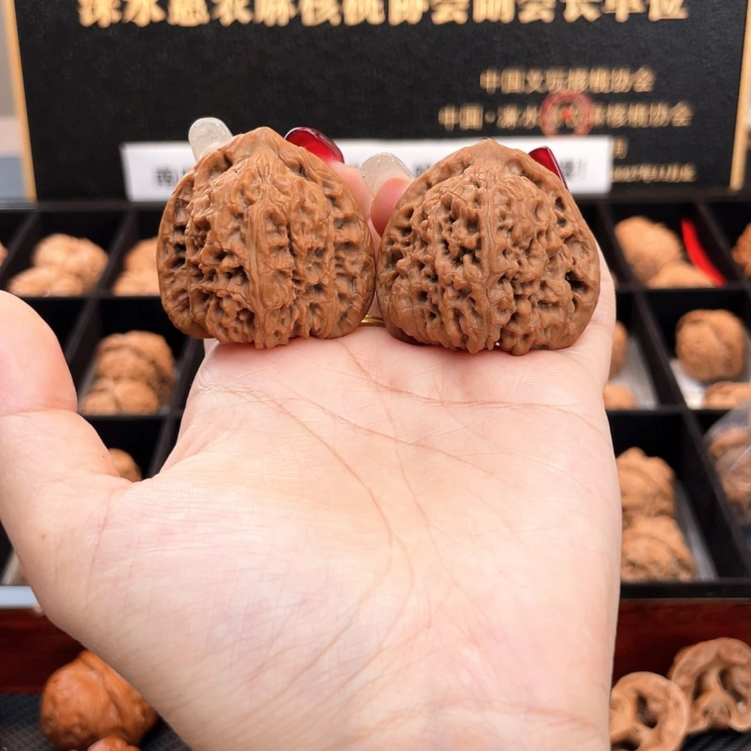 把件文玩核桃39三角疆全品主筋居中对齐蚂蚁纹S3901