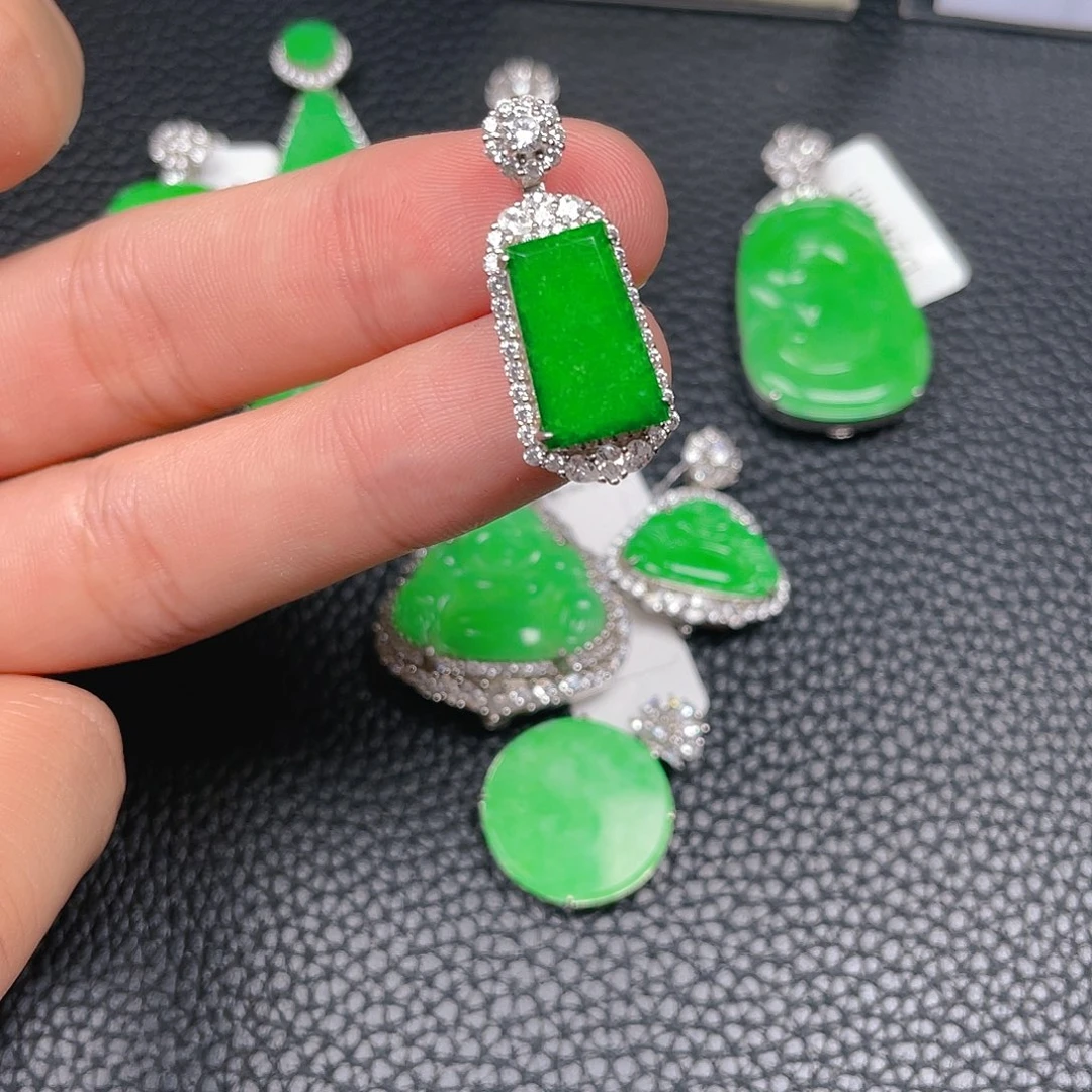 【闪购商品】翡翠吊坠(不含链)银S925镶嵌