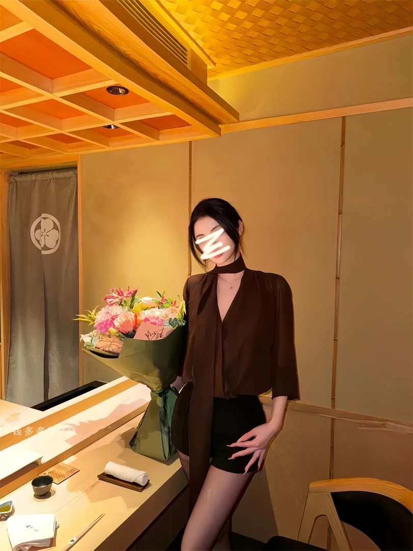 辣妹纯欲风法式套装飘带长袖雪纺衬衫女装秋季性感休闲短裤两件套