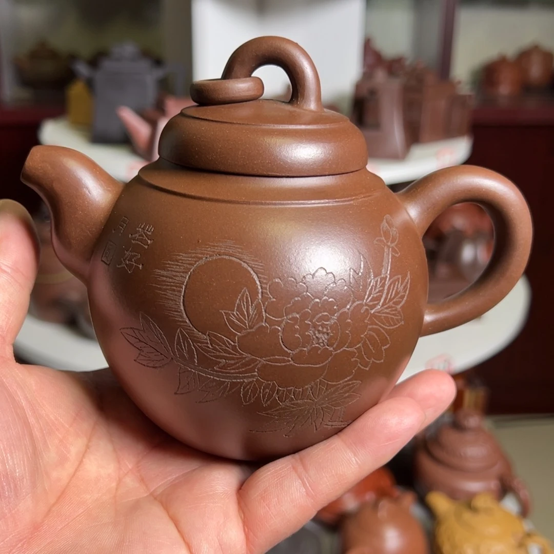 紫砂茶壶荣华富贵