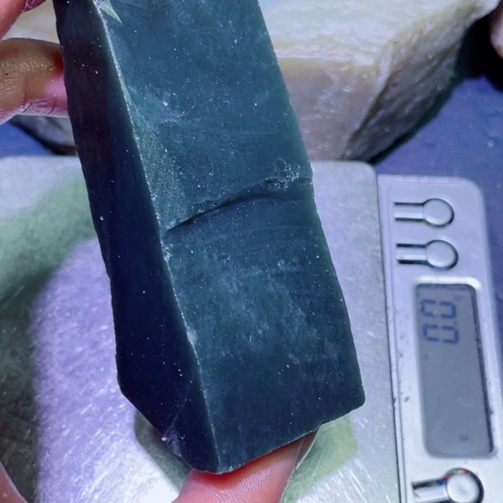 和田玉（糖玉）未镶嵌珠宝半成品