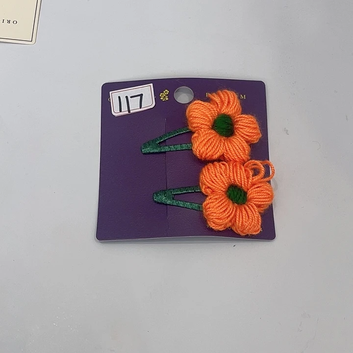 非金属橘色毛线拜拜