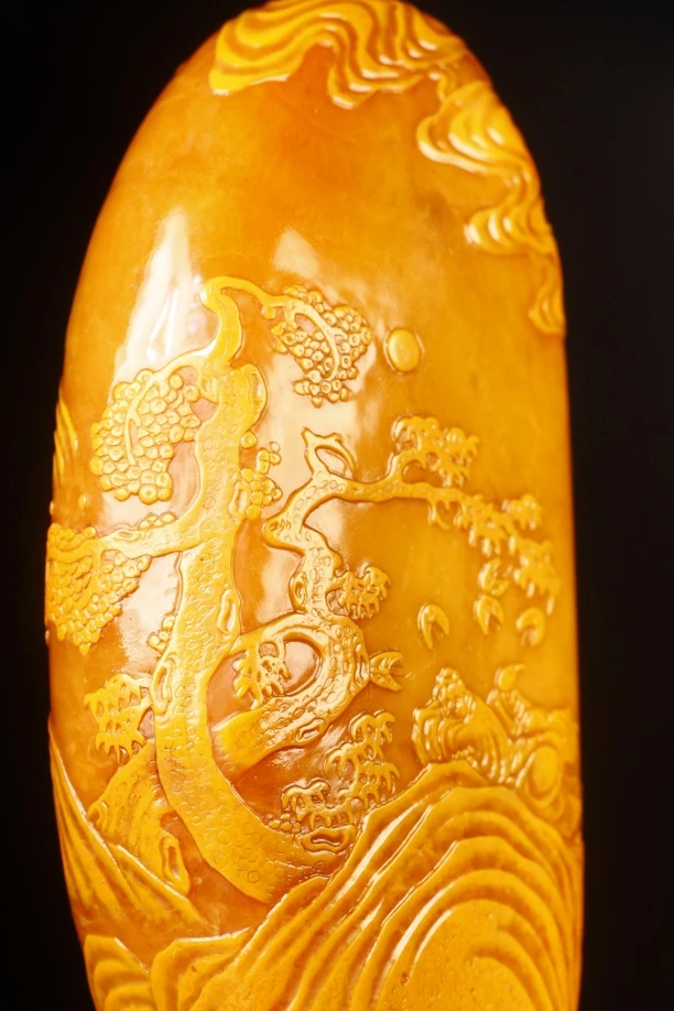 精品寿山石摆件田黄石雕刻工艺品尺寸10.5-5.8-3.7厘米。重367.6克