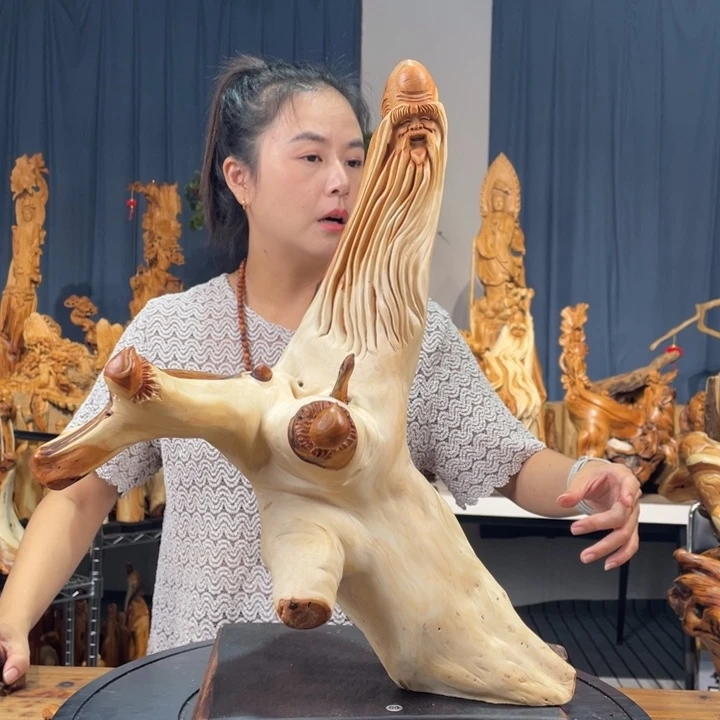 柏木（崖柏）随型摆件