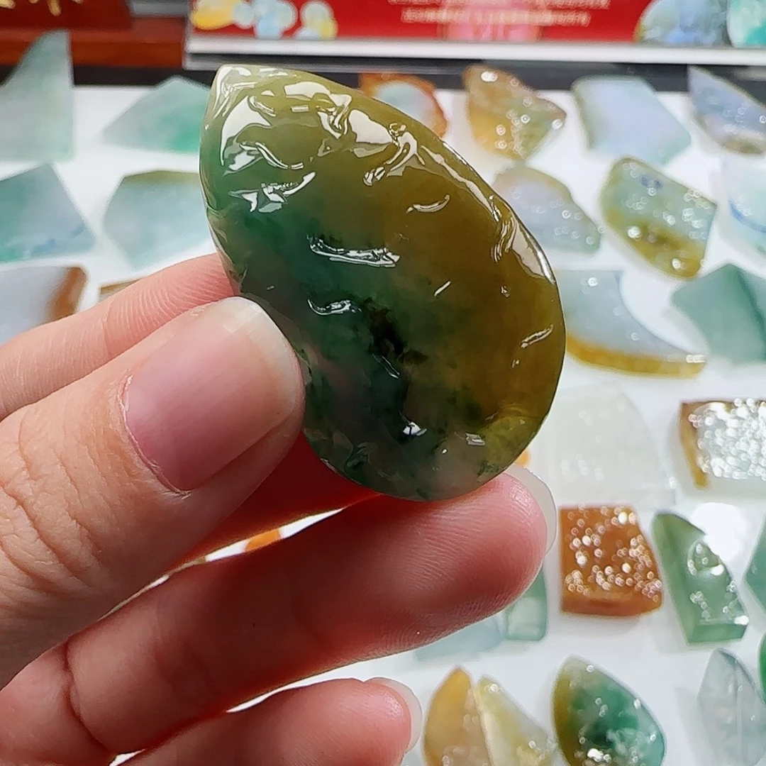 定制翡翠未镶嵌翡翠定制