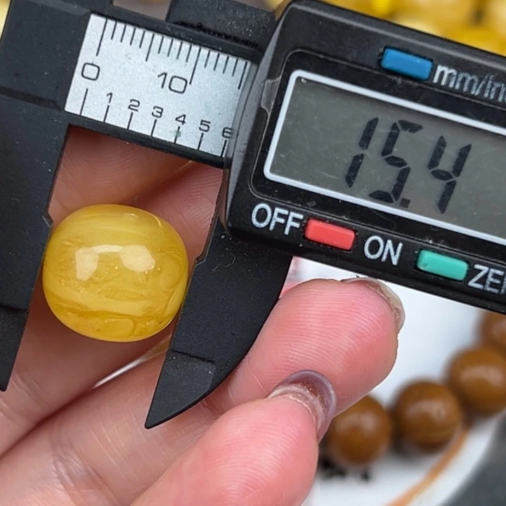 琥珀裸石未镶嵌微瑕1474